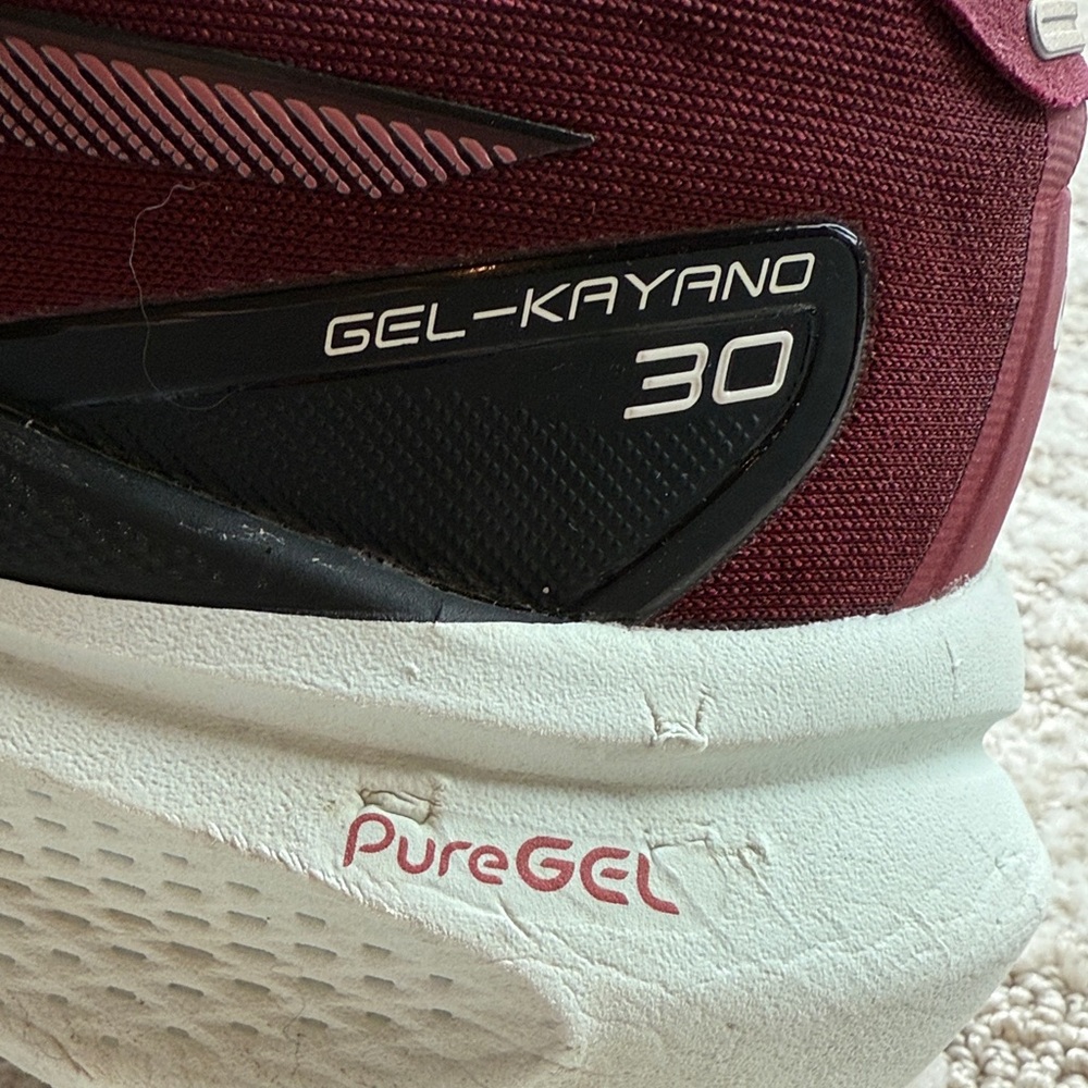ASICS Maroon Athletic Shoes - Picture 2 of 9